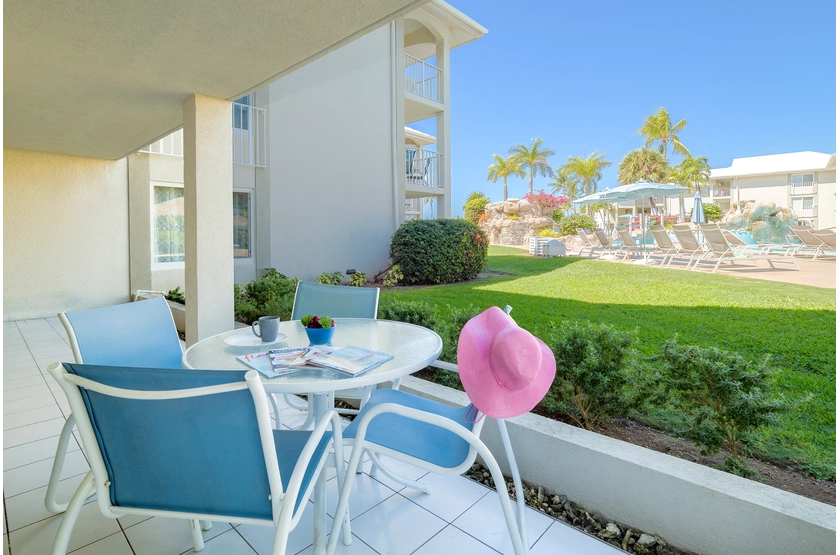 2 Bedroom Patio with Pool View