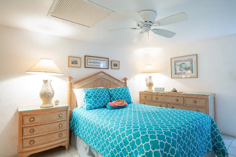 3 Bedroom Oceanfront 8