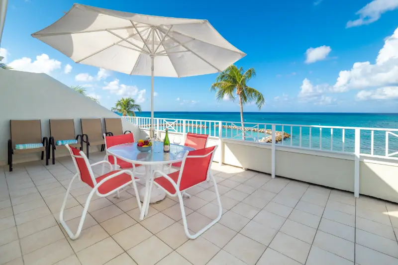 3 Bedroom Oceanfront 12